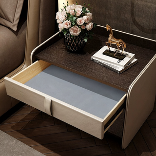 Carlo Nightstand